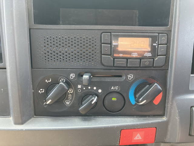 いすゞエルフダンプ小型（2t・3t）[写真35]