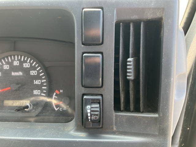 いすゞエルフダンプ小型（2t・3t）[写真38]