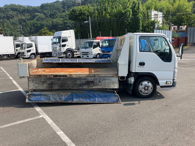 いすゞエルフダンプ小型（2t・3t）[写真06]