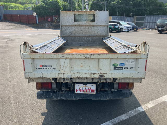 いすゞエルフダンプ小型（2t・3t）[写真09]