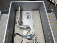 いすゞエルフタンク車（タンクローリー）小型（2t・3t）[写真12]