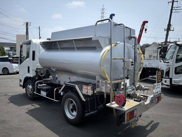 いすゞエルフタンク車（タンクローリー）小型（2t・3t）[写真02]