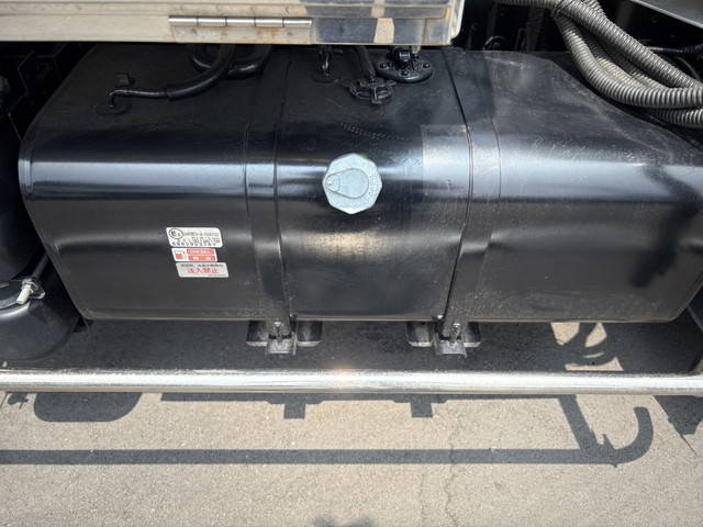 いすゞエルフタンク車（タンクローリー）小型（2t・3t）[写真20]