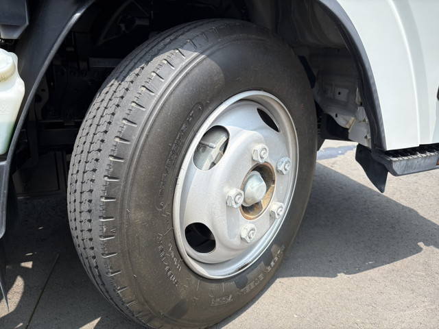 いすゞエルフタンク車（タンクローリー）小型（2t・3t）[写真33]