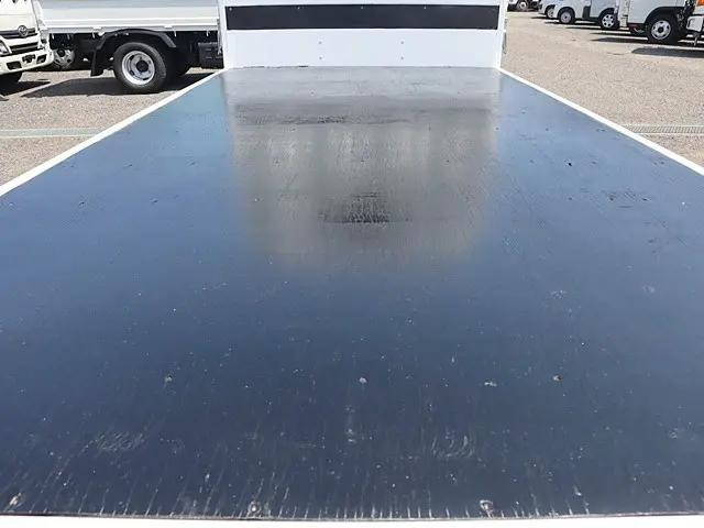 日産アトラス平ボディ小型（2t・3t）[写真10]