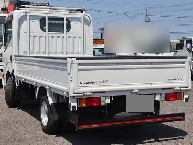 日産アトラス平ボディ小型（2t・3t）[写真02]