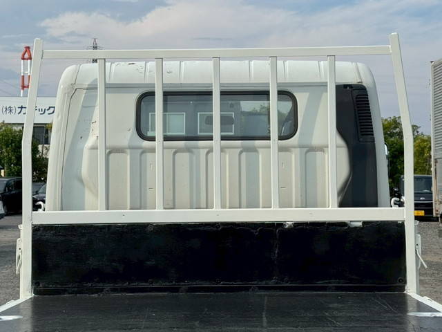 三菱ふそうキャンター平ボディ小型（2t・3t）[写真14]