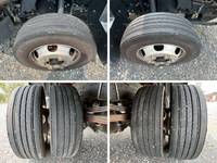 三菱ふそうキャンター平ボディ小型（2t・3t）[写真19]