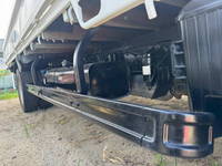 三菱ふそうキャンター平ボディ小型（2t・3t）[写真20]