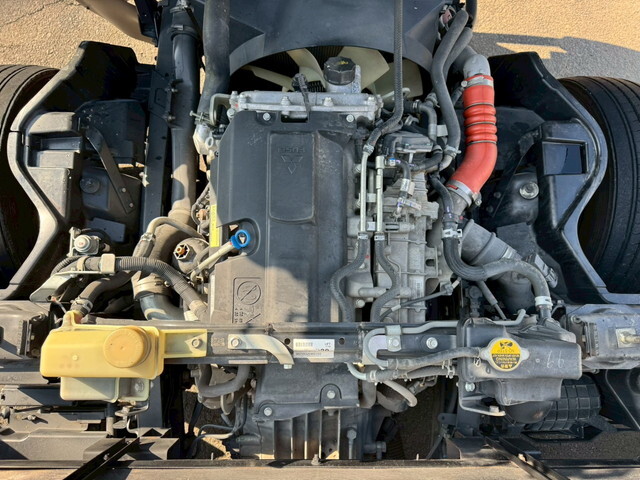 三菱ふそうキャンター平ボディ小型（2t・3t）[写真26]