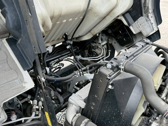 三菱ふそうキャンター平ボディ小型（2t・3t）[写真29]