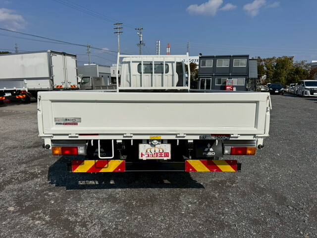 三菱ふそうキャンター平ボディ小型（2t・3t）[写真08]