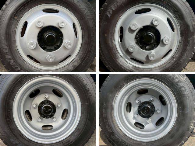 三菱ふそうキャンター平ボディ小型（2t・3t）[写真21]