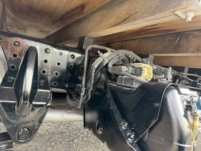 三菱ふそうキャンター平ボディ小型（2t・3t）[写真24]