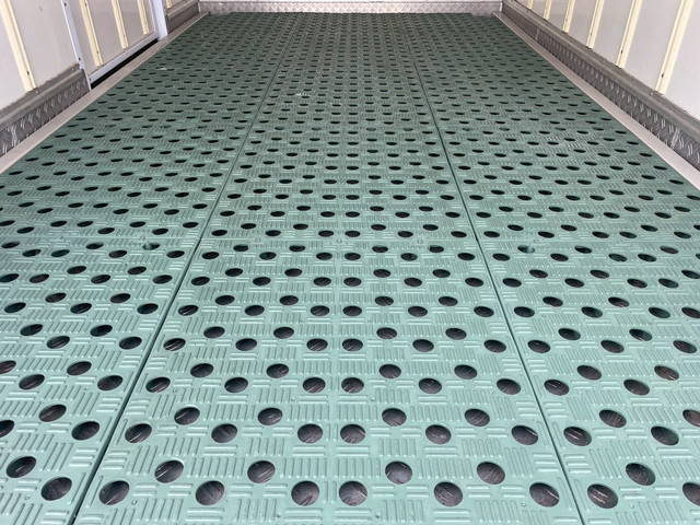 いすゞエルフ冷凍車（冷蔵車）小型（2t・3t）[写真14]