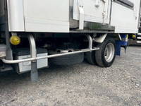 いすゞエルフ冷凍車（冷蔵車）小型（2t・3t）[写真21]