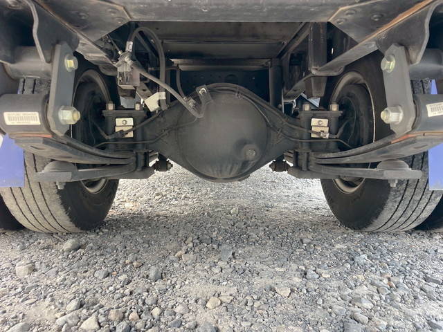 いすゞエルフ冷凍車（冷蔵車）小型（2t・3t）[写真27]