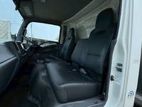 いすゞエルフアルミウイング小型（2t・3t）[写真31]