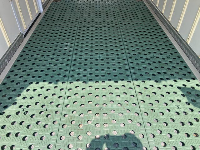 いすゞエルフ冷凍車（冷蔵車）小型（2t・3t）[写真15]