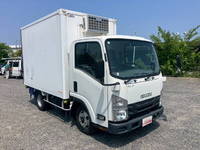 いすゞエルフ冷凍車（冷蔵車）小型（2t・3t）[写真04]