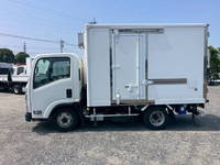 いすゞエルフ冷凍車（冷蔵車）小型（2t・3t）[写真06]