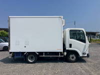 いすゞエルフ冷凍車（冷蔵車）小型（2t・3t）[写真08]