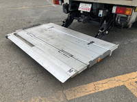 日野デュトロ冷凍車（冷蔵車）小型（2t・3t）[写真21]