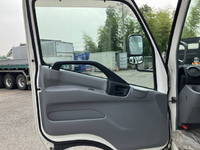 日野デュトロ冷凍車（冷蔵車）小型（2t・3t）[写真31]