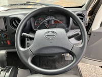 日野デュトロ冷凍車（冷蔵車）小型（2t・3t）[写真37]