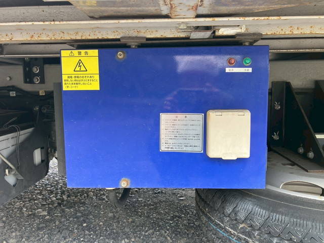 日野デュトロ冷凍車（冷蔵車）小型（2t・3t）[写真17]