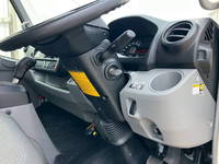 日野デュトロ冷凍車（冷蔵車）小型（2t・3t）[写真35]