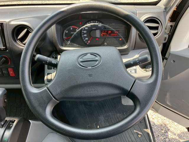 日野デュトロ冷凍車（冷蔵車）小型（2t・3t）[写真35]