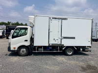 日野デュトロ冷凍車（冷蔵車）小型（2t・3t）[写真06]