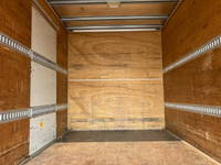 いすゞエルフアルミバン小型（2t・3t）[写真13]