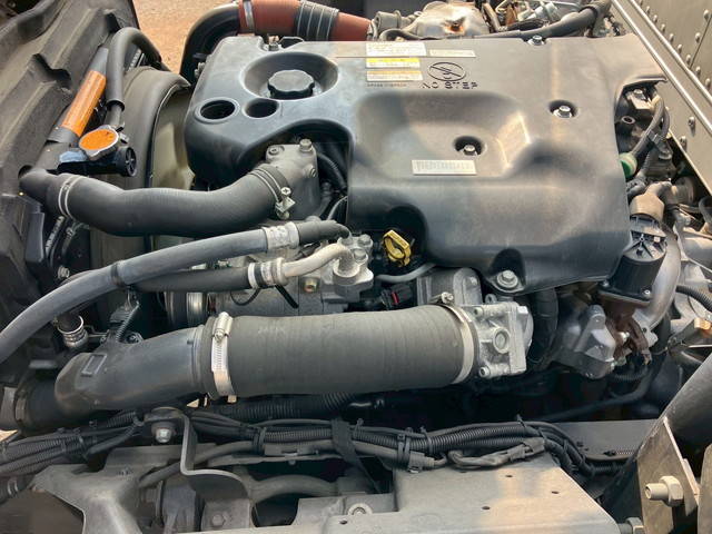 いすゞエルフアルミバン小型（2t・3t）[写真29]