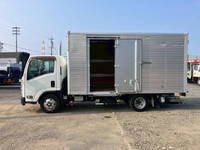 いすゞエルフアルミバン小型（2t・3t）[写真07]