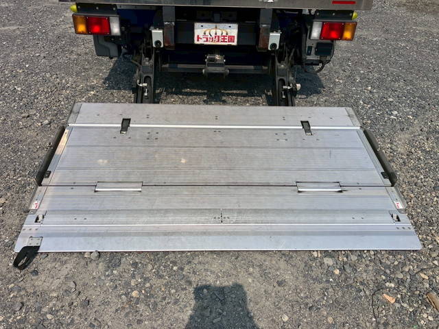 いすゞエルフ冷凍車（冷蔵車）小型（2t・3t）[写真21]