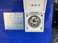 いすゞエルフ冷凍車（冷蔵車）小型（2t・3t）[写真24]