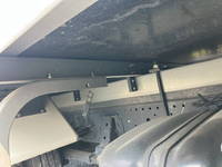 いすゞエルフ冷凍車（冷蔵車）小型（2t・3t）[写真28]