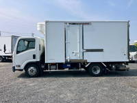 いすゞエルフ冷凍車（冷蔵車）小型（2t・3t）[写真06]