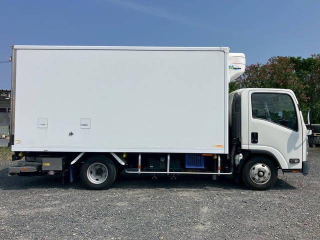 いすゞエルフ冷凍車（冷蔵車）小型（2t・3t）[写真07]