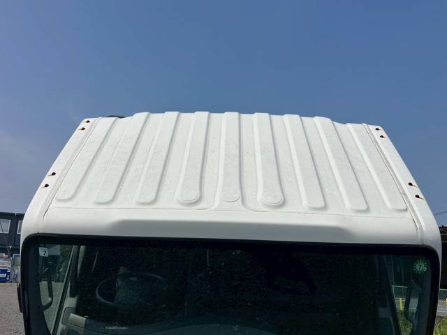 いすゞエルフ冷凍車（冷蔵車）小型（2t・3t）[写真09]