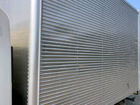 いすゞエルフアルミバン小型（2t・3t）[写真18]