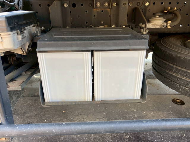 いすゞエルフアルミバン小型（2t・3t）[写真19]