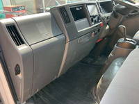 いすゞエルフアルミバン小型（2t・3t）[写真35]