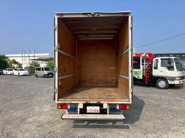いすゞエルフアルミバン小型（2t・3t）[写真09]