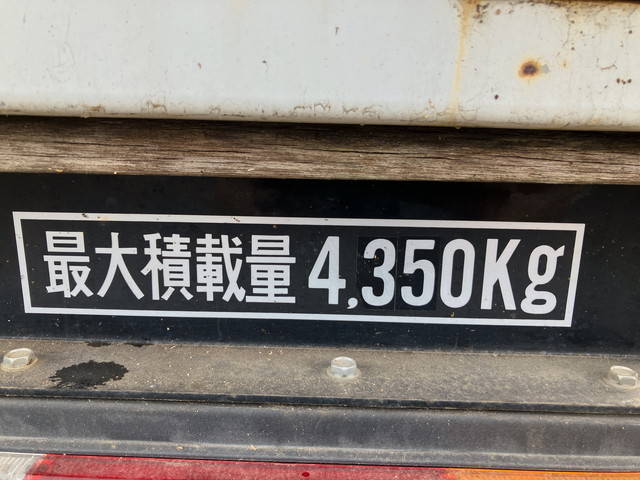 三菱ふそうキャンター平ボディ小型（2t・3t）[写真17]