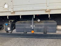 三菱ふそうキャンター平ボディ小型（2t・3t）[写真22]