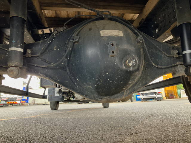 三菱ふそうキャンター平ボディ小型（2t・3t）[写真25]