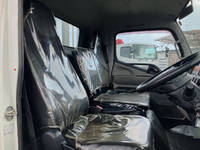 三菱ふそうキャンター平ボディ小型（2t・3t）[写真31]